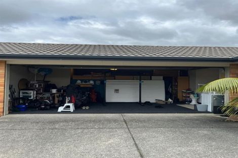 Photo of property in 11 Dunaff Place, Flat Bush, Auckland, 2019