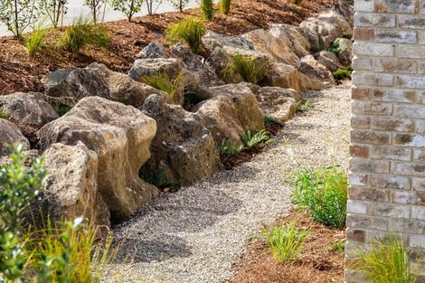 Photo of property in 4 Pukeora Way, Mangawhai, 0505