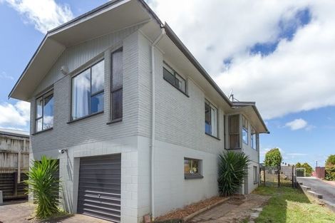 Photo of property in 32 Newcastle Road, Dinsdale, Hamilton, 3204
