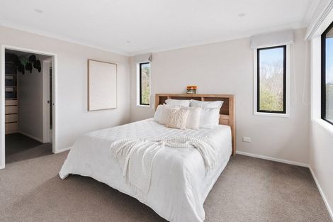 Photo of property in 4r Estates Terrace, Welcome Bay, Tauranga, 3175