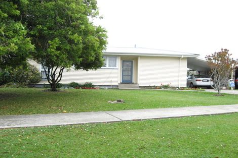 Photo of property in 48 Molesworth Place, Mangere, Auckland, 2022