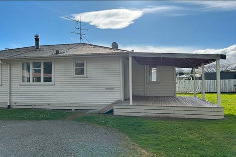 Photo of property in 43 Taylor Street, Carterton, 5713