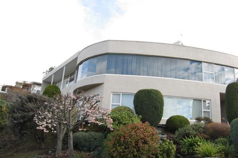 Photo of property in 62 Hensman Road, Queenstown, 9300