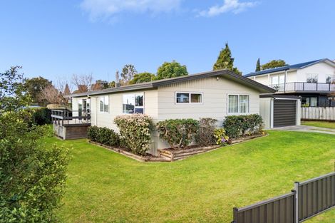 Photo of property in 33 Cumberland Crescent, Welcome Bay, Tauranga, 3112