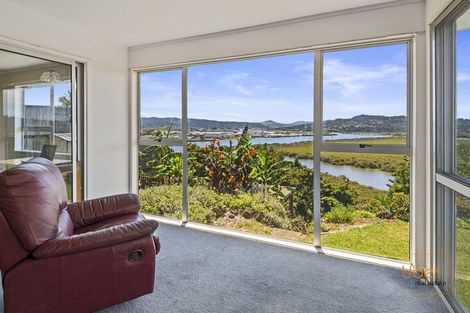 Photo of property in 50 George Point Road, Onerahi, Whangarei, 0110