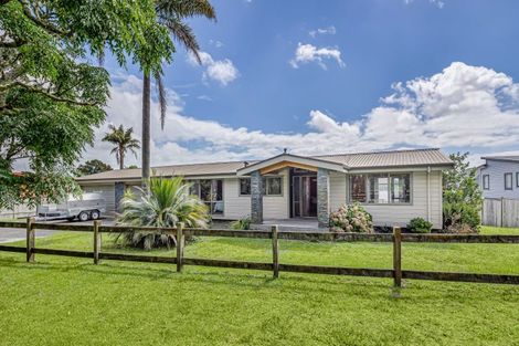 Photo of property in 9 Francesco Drive, Karaka, Papakura, 2113