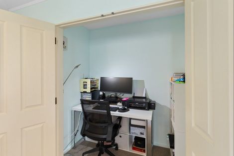 Photo of property in 174 Bath Street, Levin, 5510