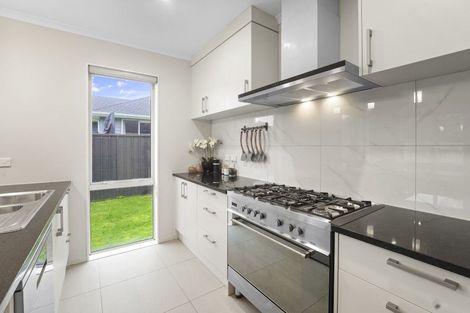 Photo of property in 4 Sujuan Close, Cambridge, 3434