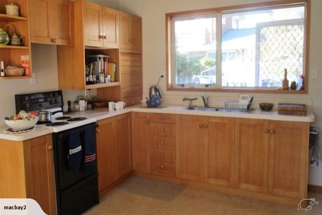 Photo of property in 17 Lascelles Street, Saint Martins, Christchurch, 8022