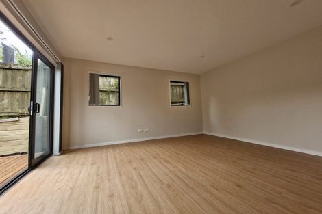 Photo of property in 4d Deep Creek Road, Torbay, Auckland, 0630