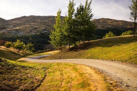 Photo of property in 80 Toka Road, Dalefield, Queenstown, 9371