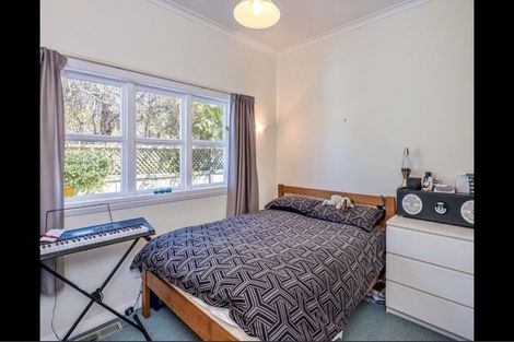 Photo of property in 6 Station Road, Khandallah, Wellington, 6035