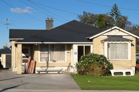 Photo of property in 308 Massey Road, Mangere East, Auckland, 2024