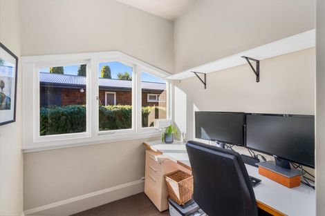 Photo of property in 20 Augusta Street, Redcliffs, Christchurch, 8081