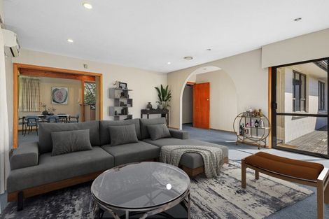 Photo of property in 39 Tintern Avenue, Avonhead, Christchurch, 8042