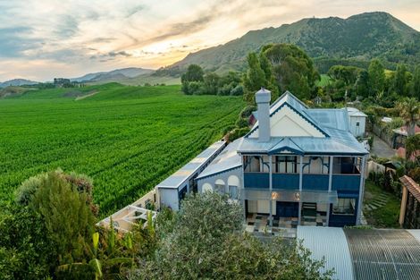 Photo of property in 37 Gillies Crescent, Waimarama, Havelock North, 4294