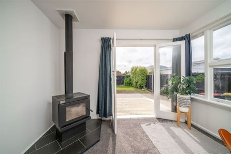 Photo of property in 14 Jocelyn Street, Casebrook, Christchurch, 8051