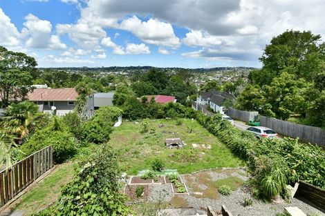 Photo of property in 60 Carlisle Road, Browns Bay, Auckland, 0630
