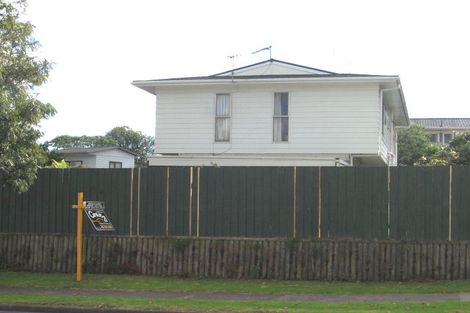 Photo of property in 2/43 Priestley Drive, Bucklands Beach, Auckland, 2014