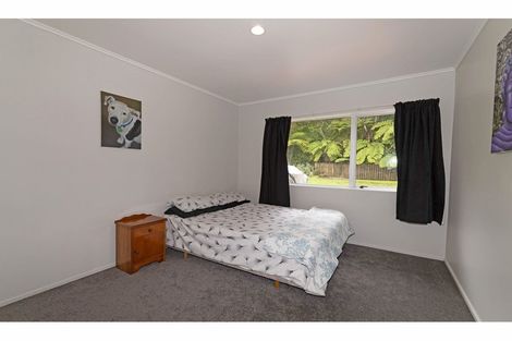 Photo of property in 21a Birdwood Road, Swanson, Auckland, 0612