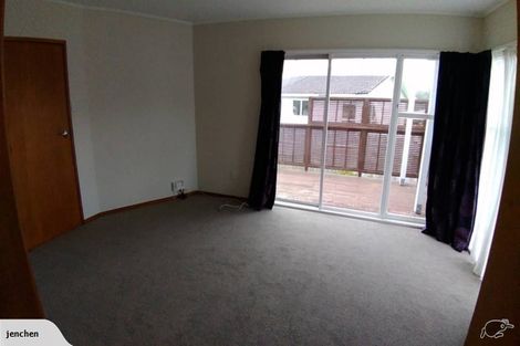 Photo of property in 6 Lauris Place, Birkdale, Auckland, 0626