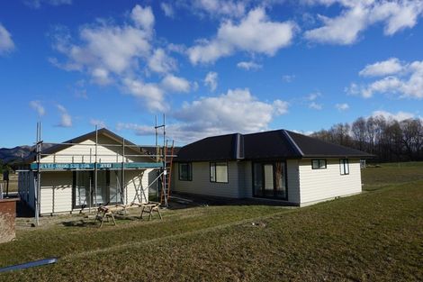 Photo of property in 2 Balfour Way, Hanmer Springs, 7334