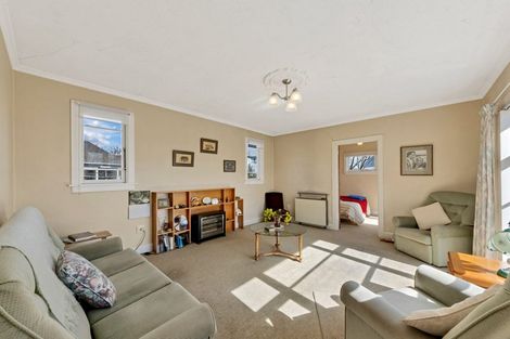 Photo of property in 25 Derrett Place, Saint Martins, Christchurch, 8022