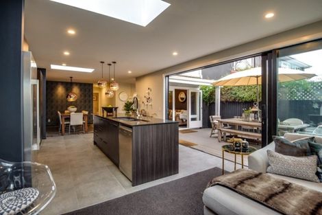 Photo of property in 15 Innes Road, St Albans, Christchurch, 8052