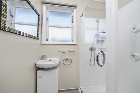 Photo of property in 47 Graham Street, Levin, 5510