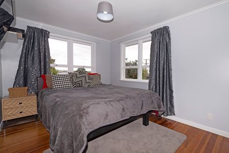 Photo of property in 76 Forest Hill Road, Henderson, Auckland, 0612