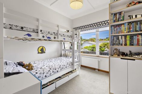 Photo of property in 28 Eden Street, Island Bay, Wellington, 6023