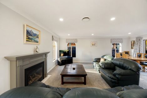 Photo of property in 9 Gilbert Court, Rototuna, Hamilton, 3210