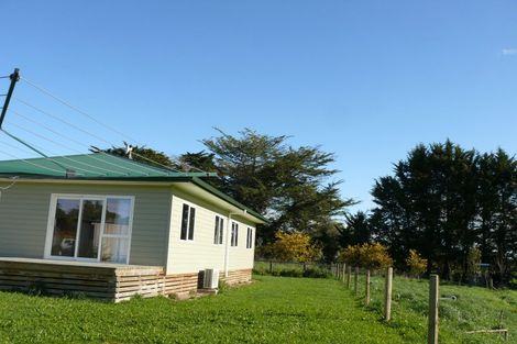 Photo of property in 270 Te Whiti Road, Homebush, Masterton, 5885