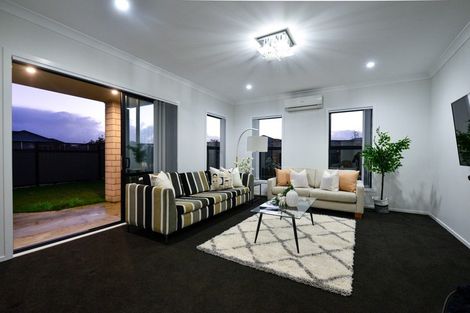 Photo of property in 8 Stan Heather Drive, Glenview, Hamilton, 3206