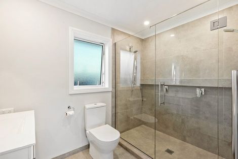 Photo of property in 38 Mcquillan Avenue, Woodend, 7610