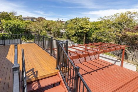 Photo of property in 88 Penruddock Rise, Westmorland, Christchurch, 8025