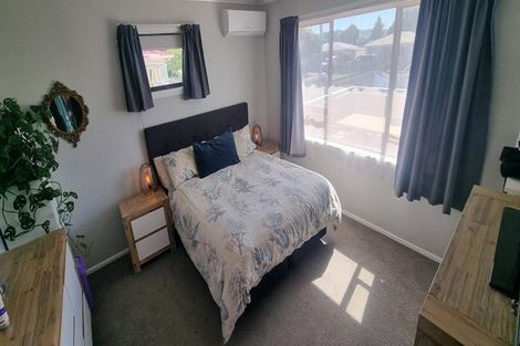 Photo of property in 12 Lee Street, Te Puke, 3119