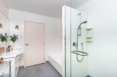 Photo of property in 89 Arrowsmith Avenue, Waipahihi, Taupo, 3330