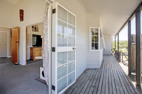 Photo of property in 10 Watts Road, Waipawa, 4210