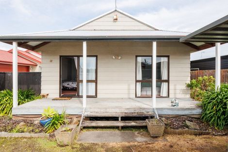 Photo of property in 54 Roy Street, Palmerston North, 4410