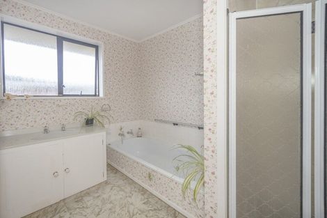 Photo of property in 6a Stuart Street, Holmes Hill, Oamaru, 9401