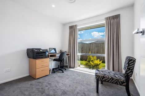 Photo of property in 45 Lake Drive, Tikipunga, Whangarei, 0112