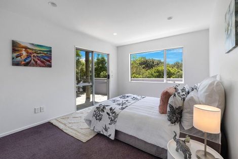 Photo of property in 6 Cromarty Place, Papakowhai, Porirua, 5024