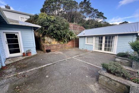 Photo of property in 4 Butt Street, Brooklyn, Wellington, 6021