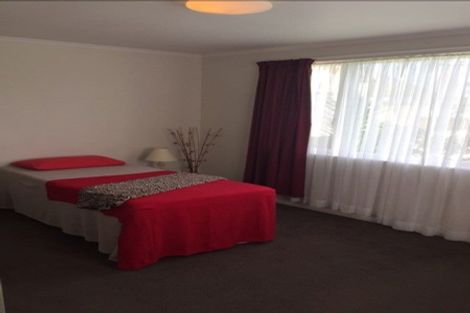 Photo of property in 3 Derrett Place, Mangere Bridge, Auckland, 2022
