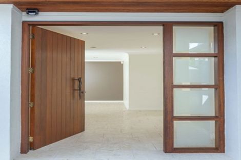 Photo of property in 15 Fordyce Avenue, Sunnyhills, Auckland, 2010