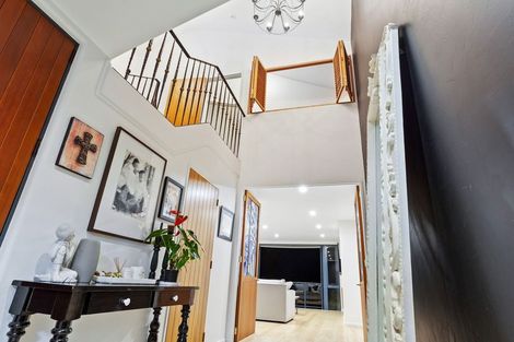 Photo of property in 5 Capstan Court, Te Atatu Peninsula, Auckland, 0610