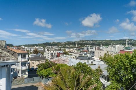 Photo of property in Hamilton Flats, 9u3 Hawker Street, Mount Victoria, Wellington, 6011