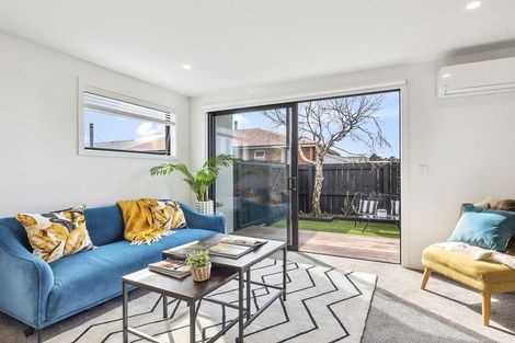 Photo of property in 67c Royal Crescent, Saint Kilda, Dunedin, 9012
