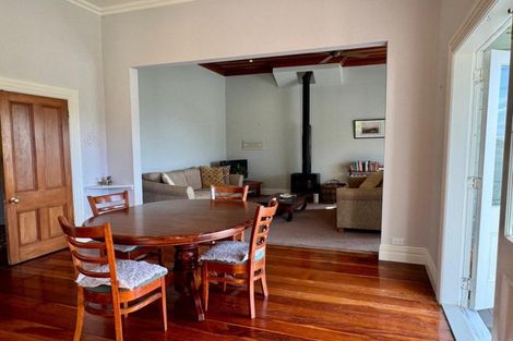 Photo of property in 52 Waipuka Road, Waimarama, Havelock North, 4294